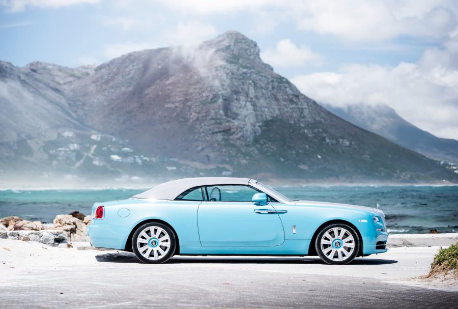  Rolls-Royce Dawn 2015 года  (фото 22 из 30)